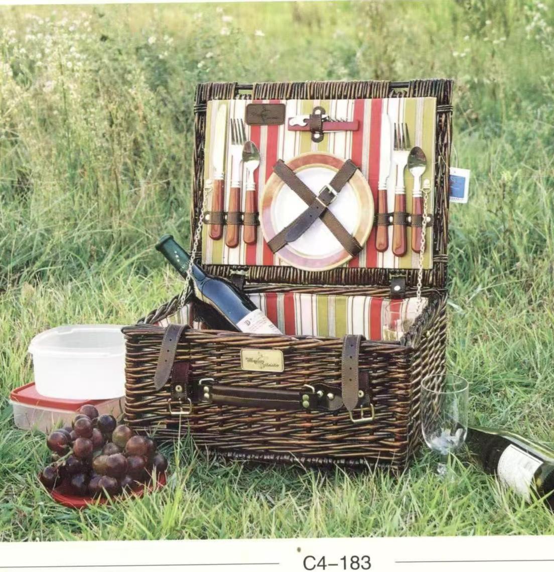 Dark Brown Willow Picnic Basket (2-person)
